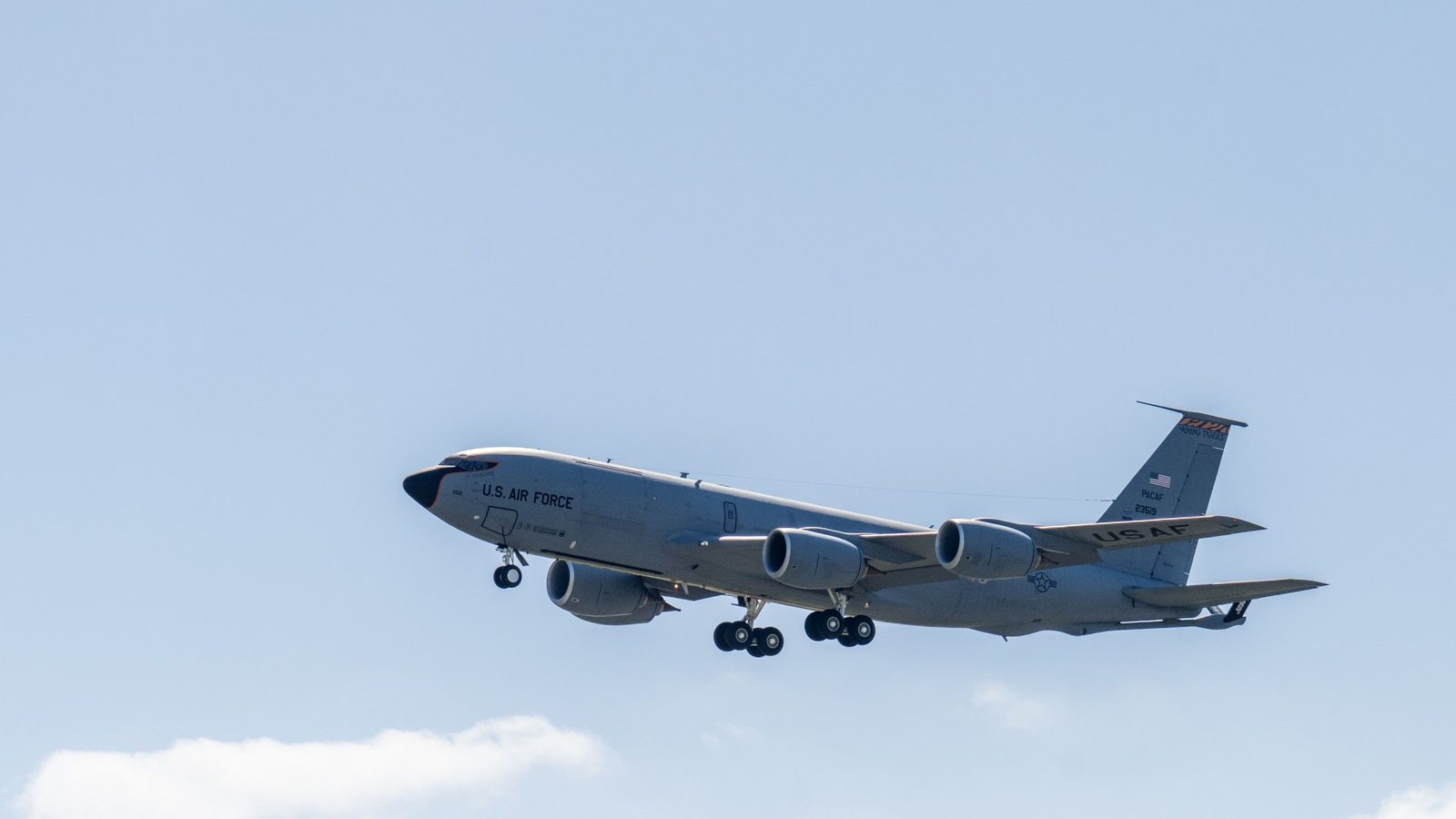 Nuremberg airport temporarily closed after Eurofighter escorted Corendon flight