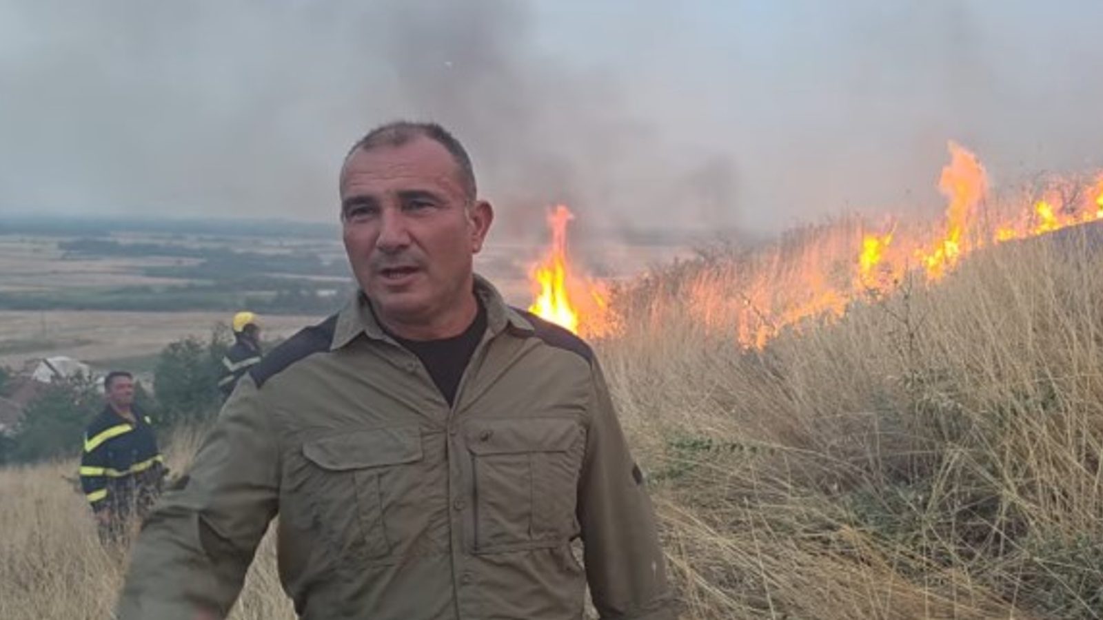 Ангелов: Не се намалува жестината на пожарите, група намерно го распалува огнот кај Китка