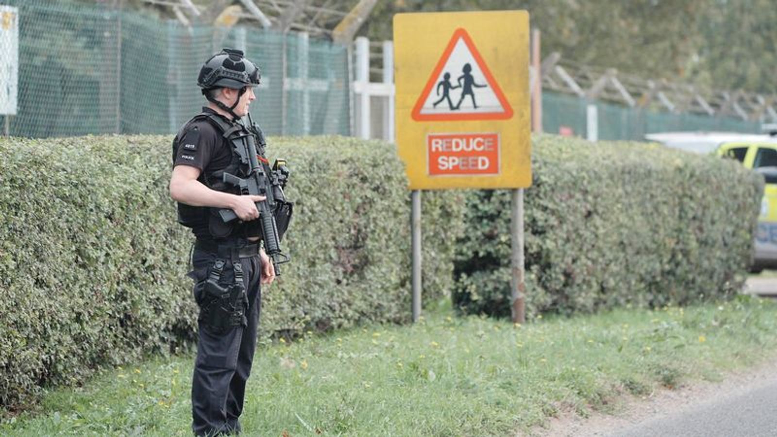 Британската полиција уапси петмина осомничени за кривични дела со експлозиви и тероризам