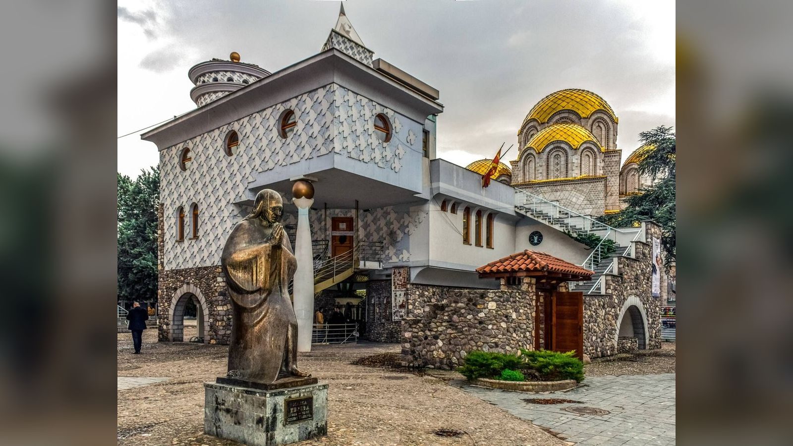 „Денови на Света Мајка Тереза“: Скопје одбележува 10 години од канонизацијата