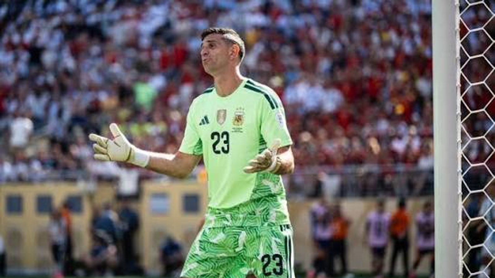 Емилијано Мартинез на пат кон Јувентус