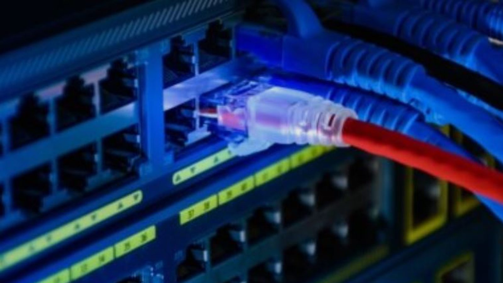 ЕУ ќе гради седум гигантски компјутерски центри за развој на вештачката интелигенција