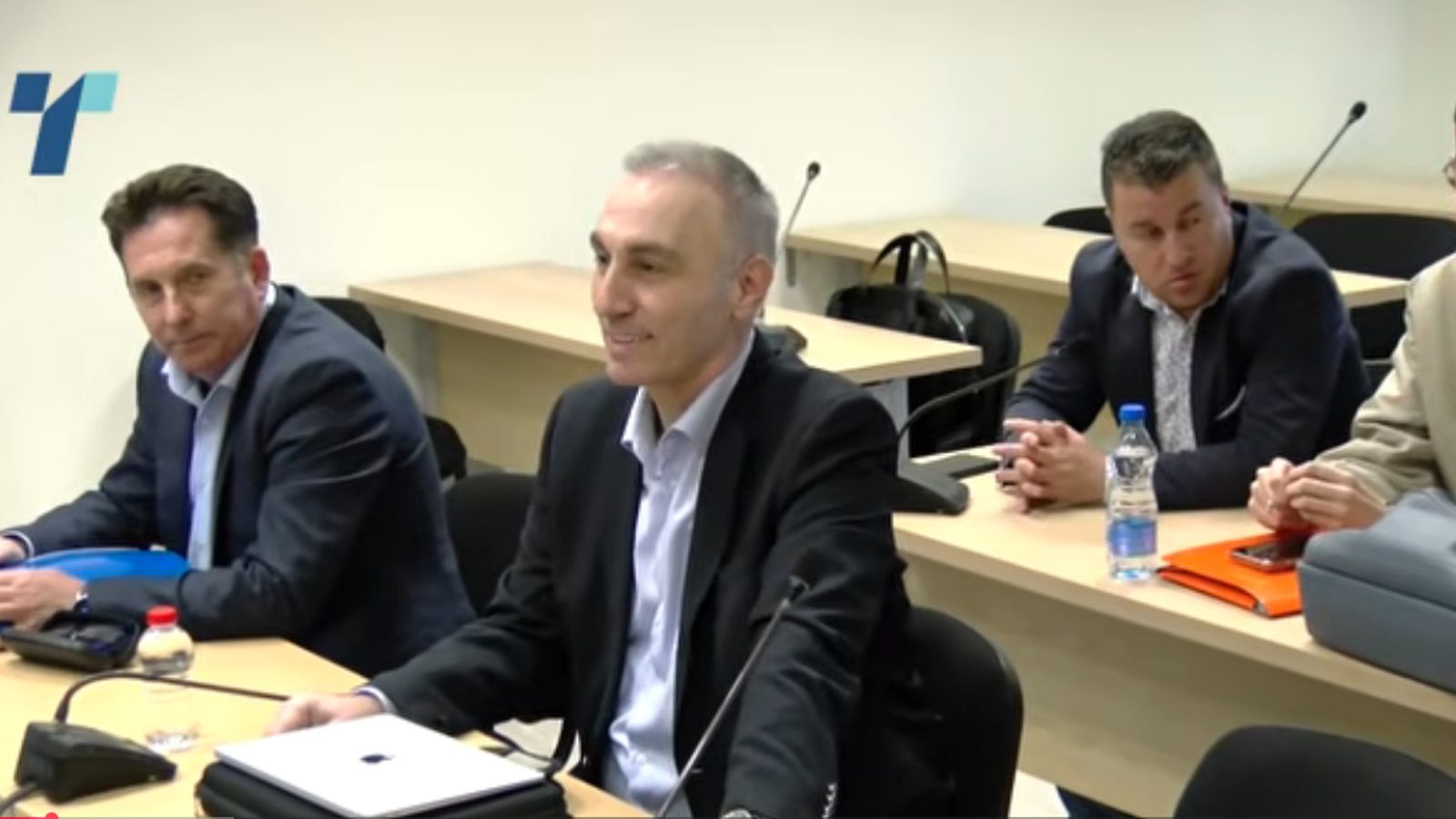 Груби останува член на Советот за координација на службите, покажуваат документи