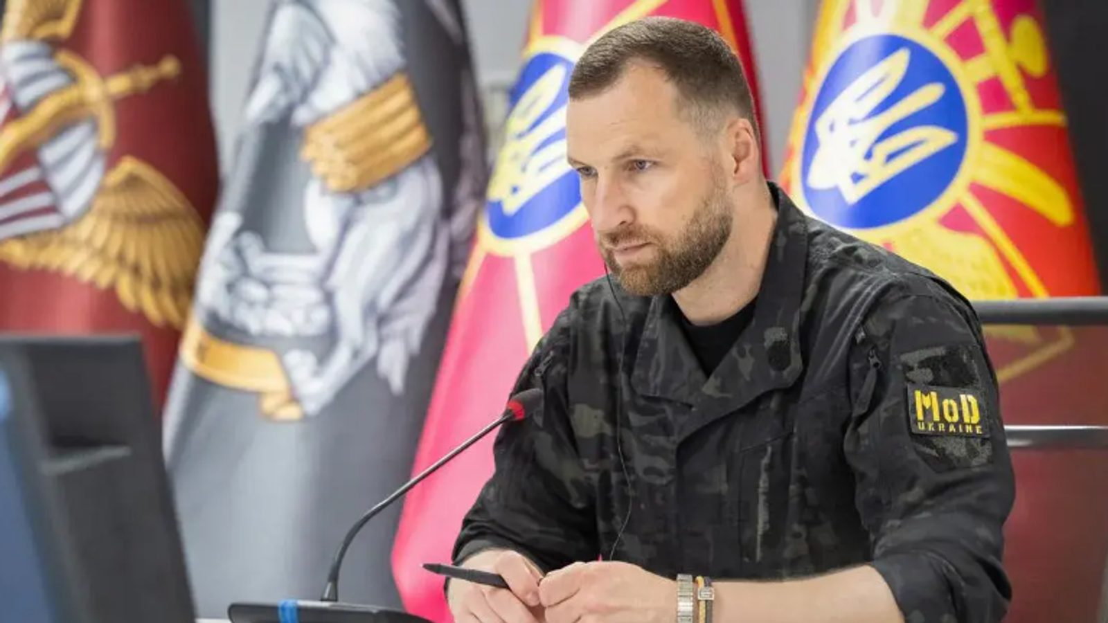 Хмара доби едногласна поддршка од Комитетот за одбрана