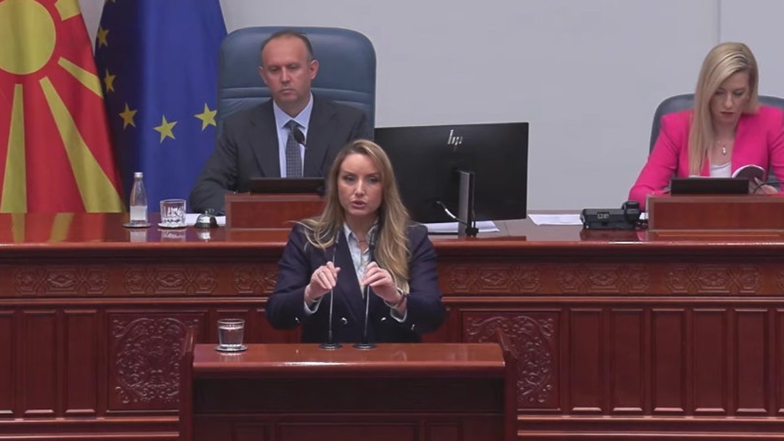 Илире Даути го блокираше собранието барајќи одговор од премиерот Мицкоски