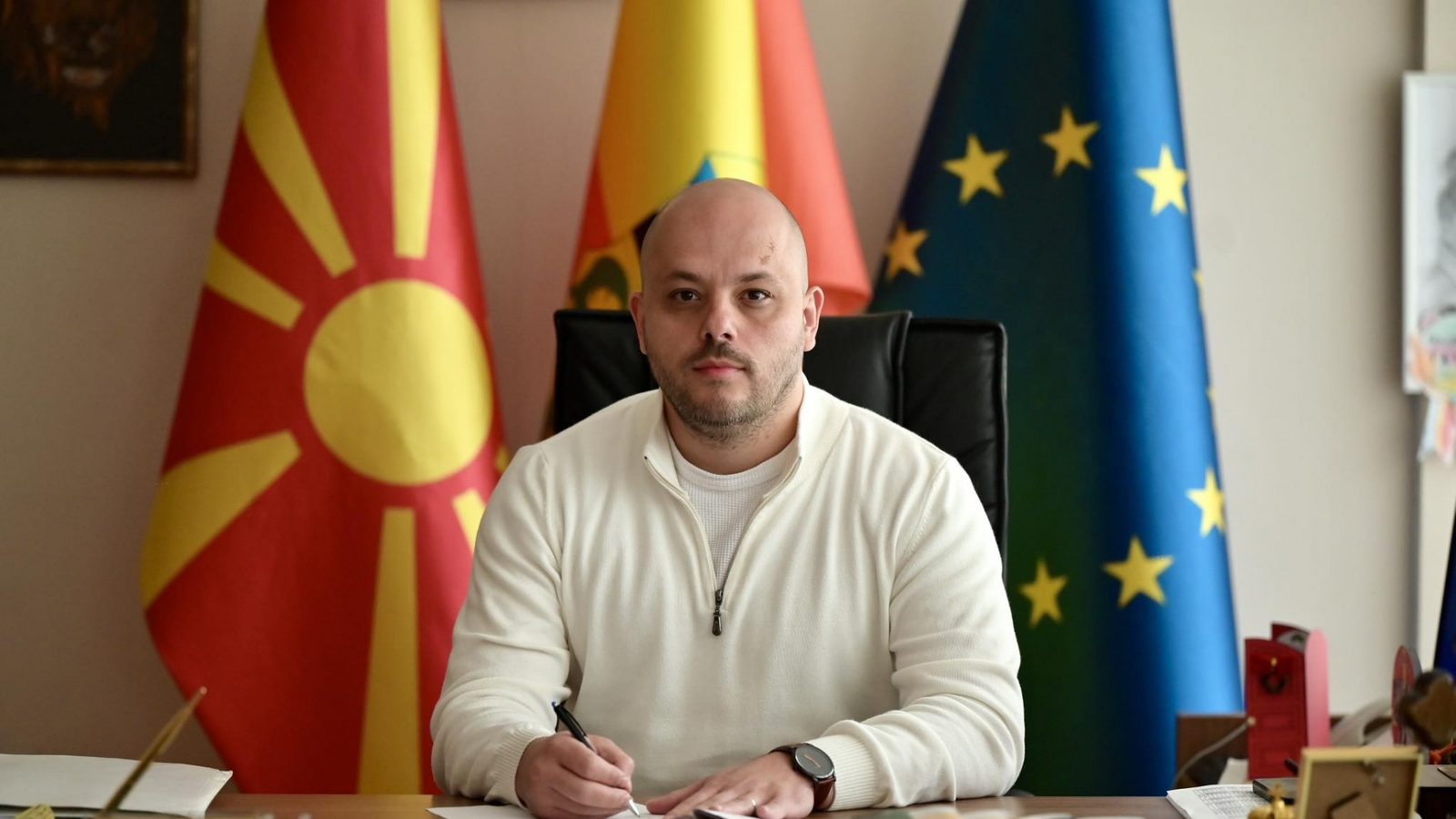 Костовски: „Нема ваши и наши деца“ по расправата околу уписите во ОУ „Пенко“