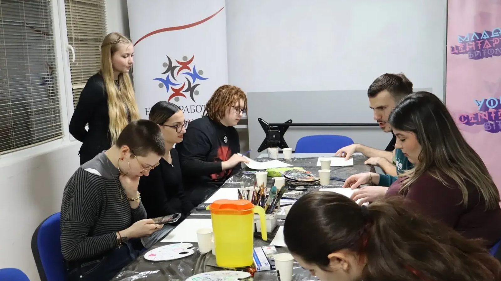 Локалните власти не ги есапат младите — формирани се младински центри само во 13 од 80 општини