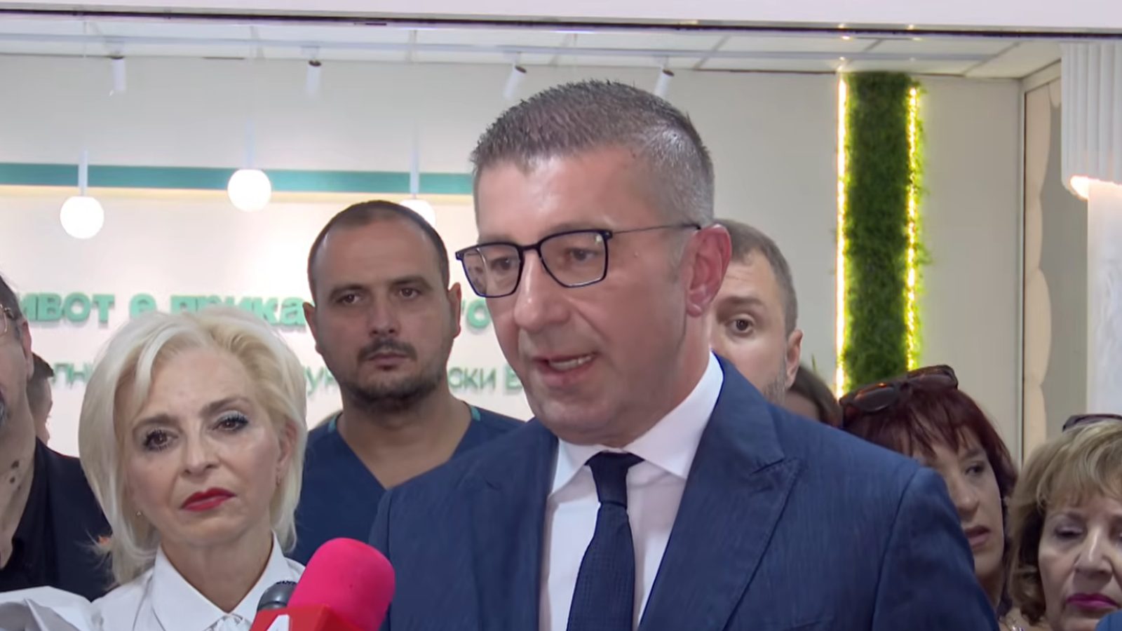 Мицкоски: Локален јавен обвинител соучесник во враќањето на пасошот на Марковски, најавена истрага