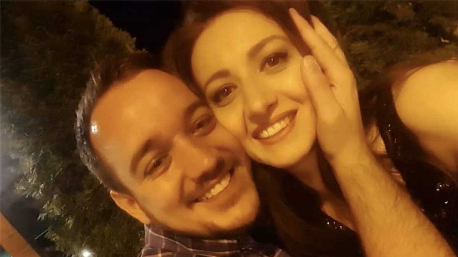 Милена Антовска‑Станковска блесна на плажа — позираше во маслинест бикини
