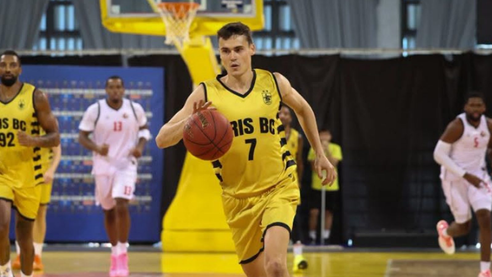 Nenad Dimitrijević në formë — Aris shënon fitoren e tretë në EuroCup