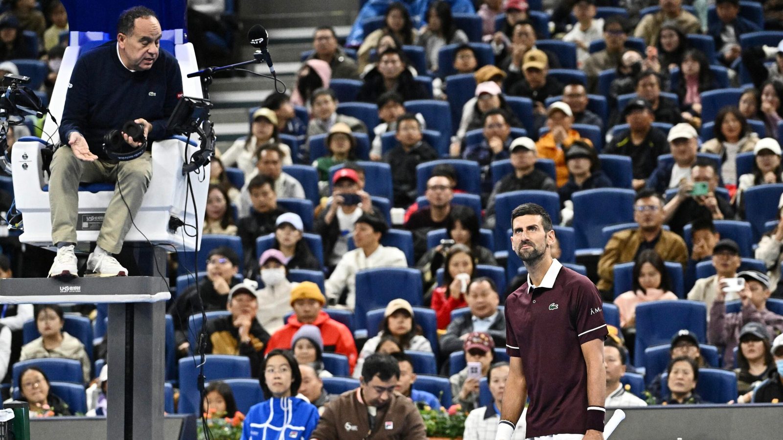 Novak Djokovic mposhti Alexander Zverev dhe kualifikohet për gjysmëfinale në Pekin