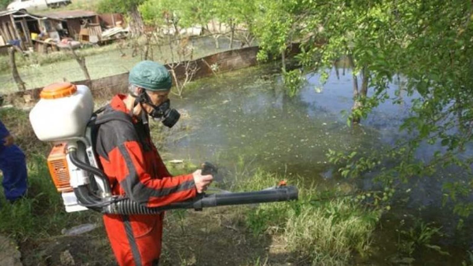 Општина Кисела Вода ги повика граѓаните вечерва во 22:00 да ги затворат прозорците