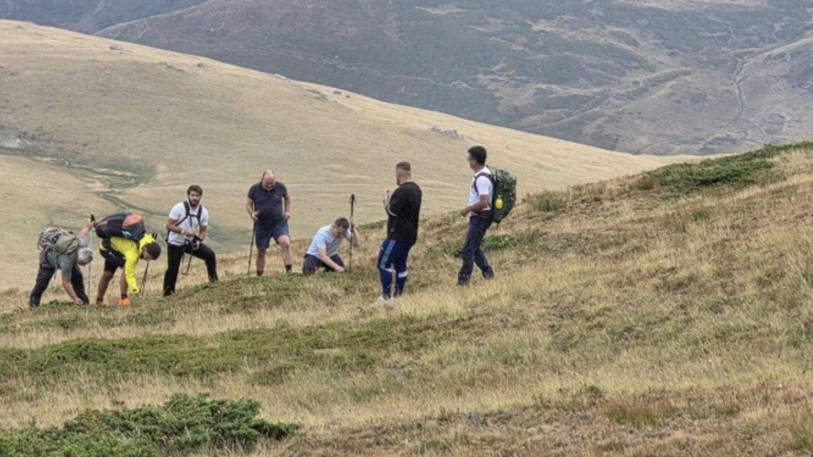 Општина Тетово ќе ја санира оштетената зимска маркација на патеката Попова Шапка — Титов Врв
