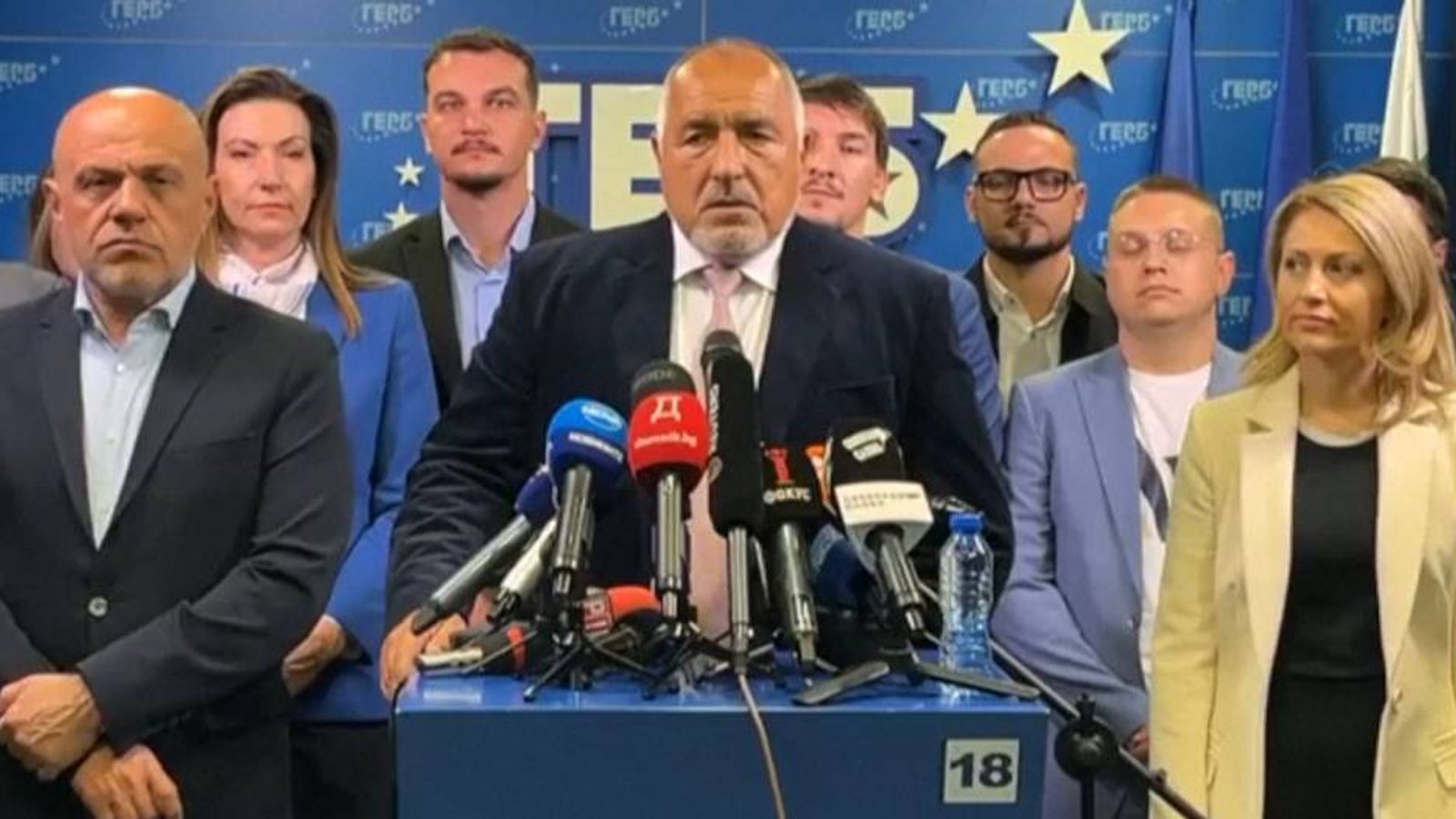Поранешни премиери и претседатели го поддржаа Андреј Ѓуров и предупредија на опасноста од Русија