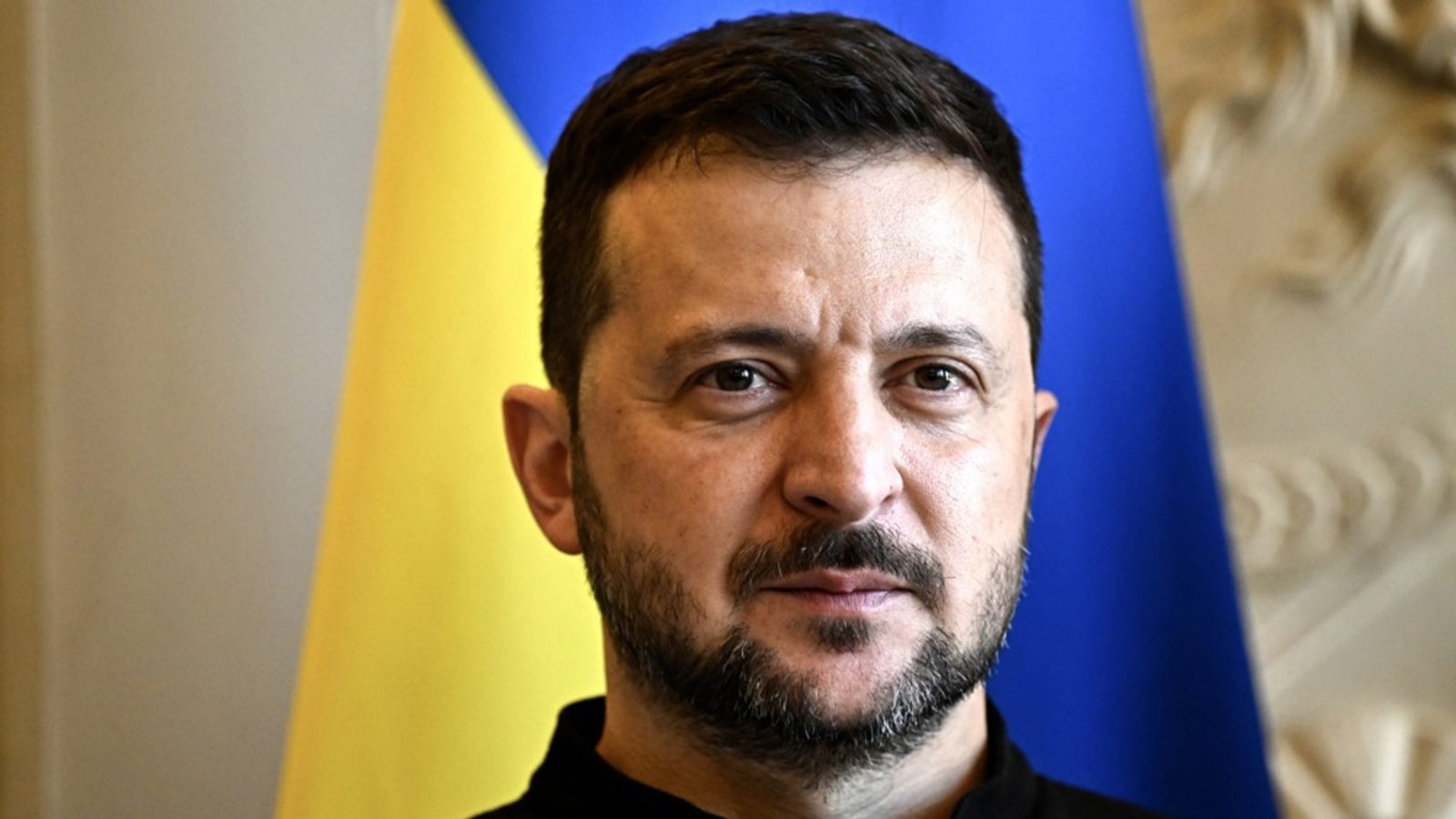 Посетата на Зеленски во Белград: дронови, муниција и улогата на Кристофер Хил