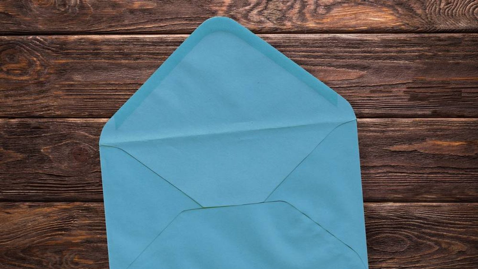 Shtip postman reported for negligent official conduct — failed to deliver registered letter from Ministry of Education