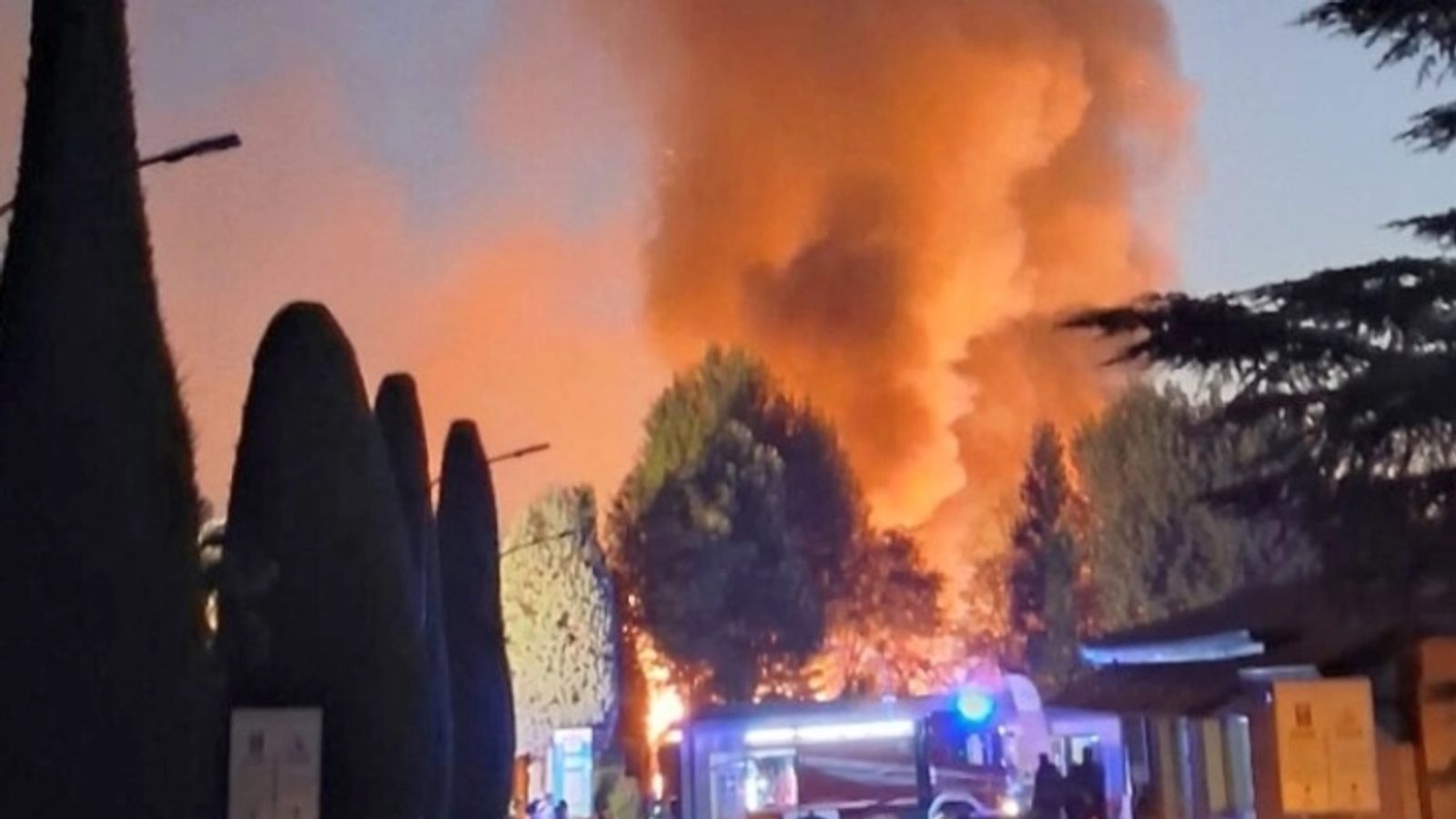 Zjarri në kamp pranë Liqenit Garda plagos 24 persona, 7 të shtruar në spital