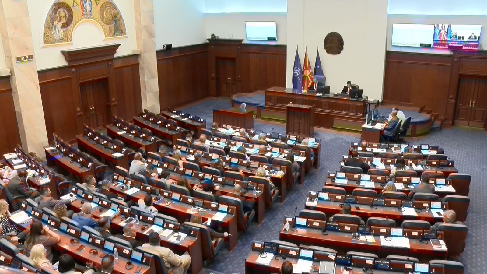Kuvendi kthehet me mbi 50 pika — vjeshta e pasigurt për shkak të bllokimeve procedurale