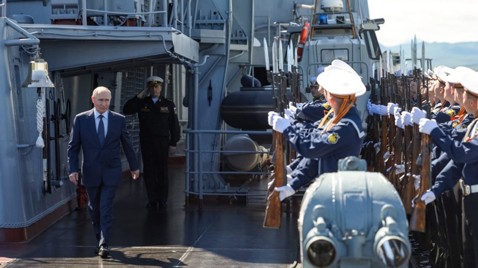 Путин ја посети Итуруп во Курилите, Јапонија реагира со протест