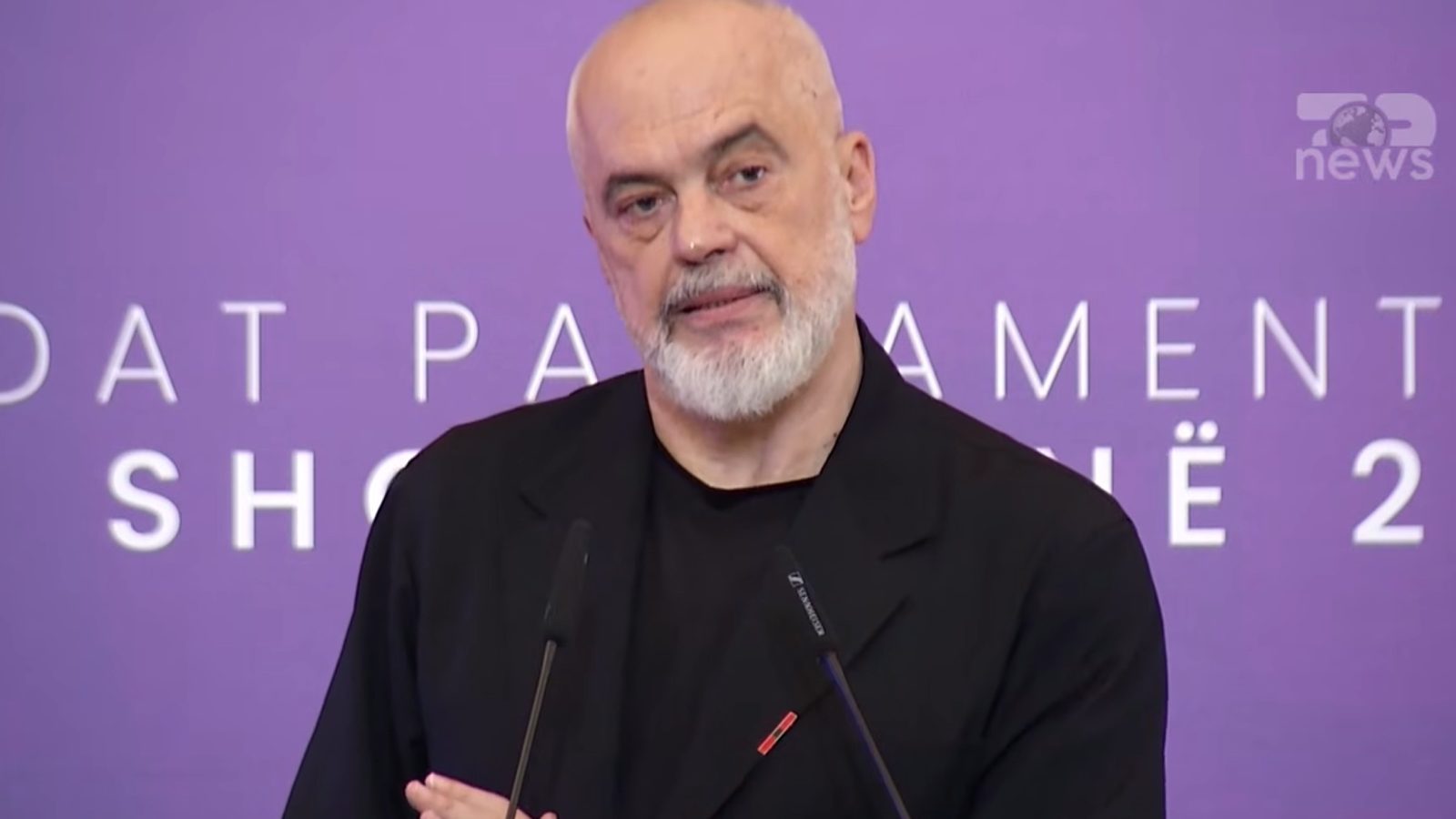 Рама: Албанија нема да ја казни Украина по зборовите на Зеленски