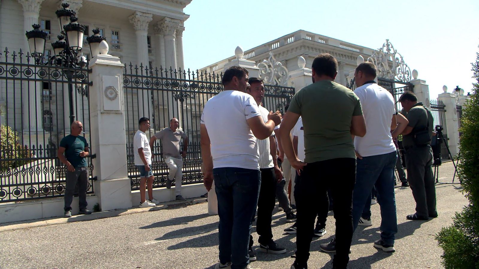 Сипаници кај овците: одгледувачите бараат да ги вакцинираат стадата, надлежните најавуваат 500.000 дози од Турција