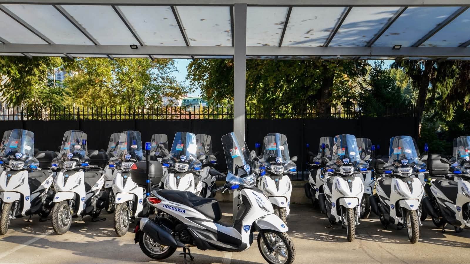 Сообраќајната полиција доби 33 нови мотоцикли вредни над 16,8 милиони денари