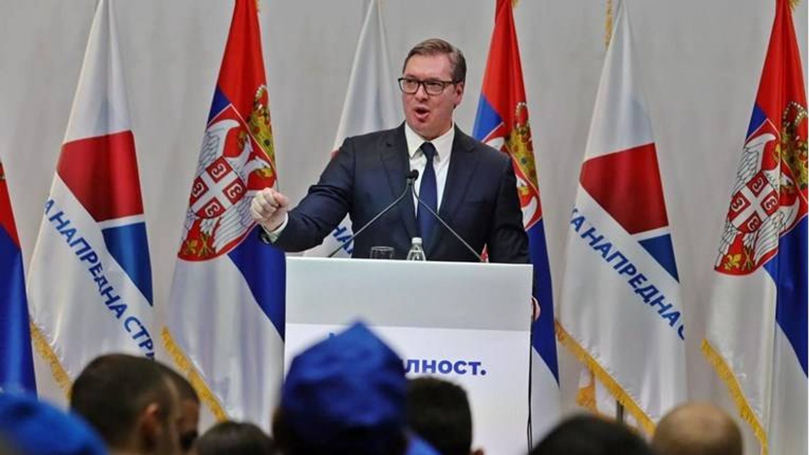 Српската влада денеска предлага распуштање на парламентот и распишување избори