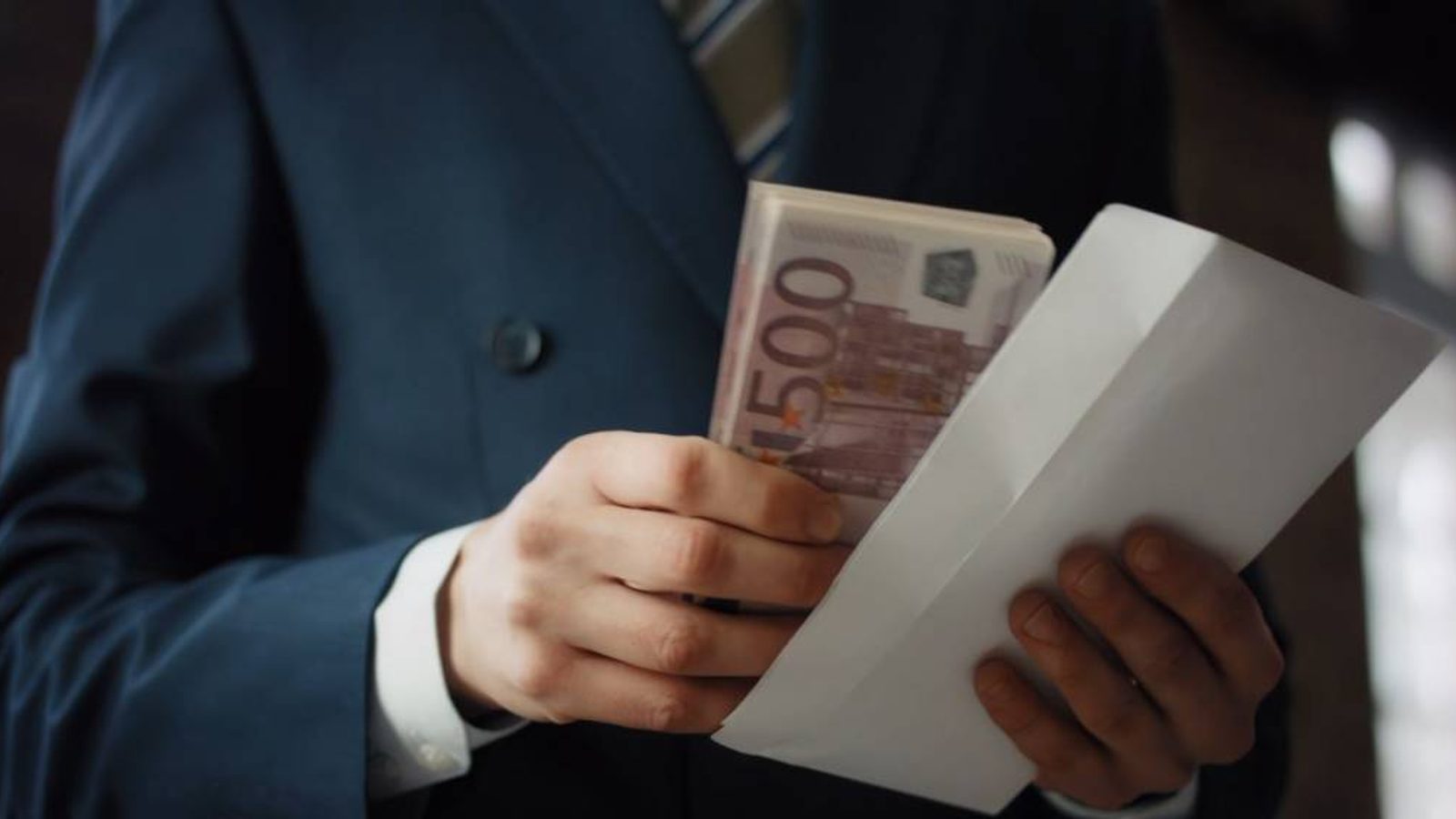 СВР Тетово пријави М.С. (39) за измама поради 3.000 евра аванс