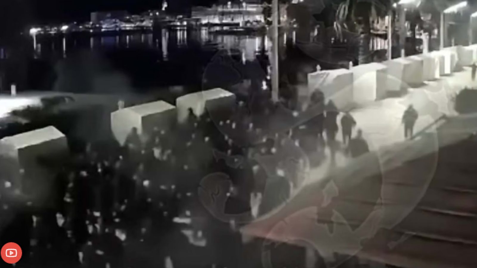 Torcida attacks Ajax supporters on Split Riva