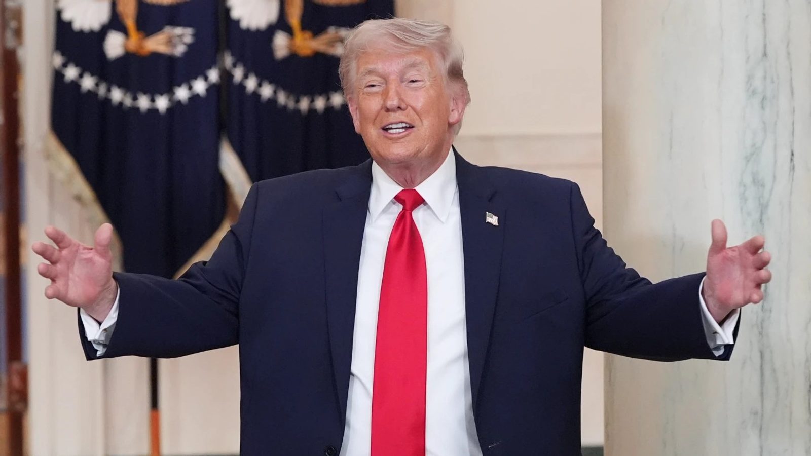 Трамп бара од Иран да плати отштета за сите жртви, што може да го загрози повторното отворање на Ормускиот Теснец