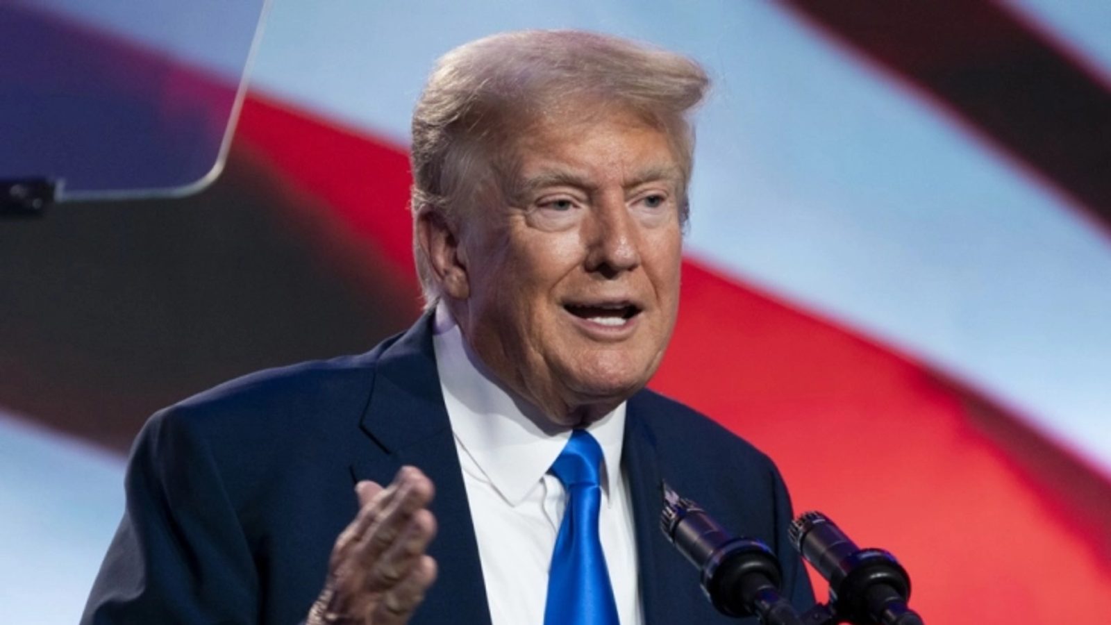 Трамп изрази оптимизам за трговскиот спор со Канада: „Веројатно многу скоро ќе видите договор“