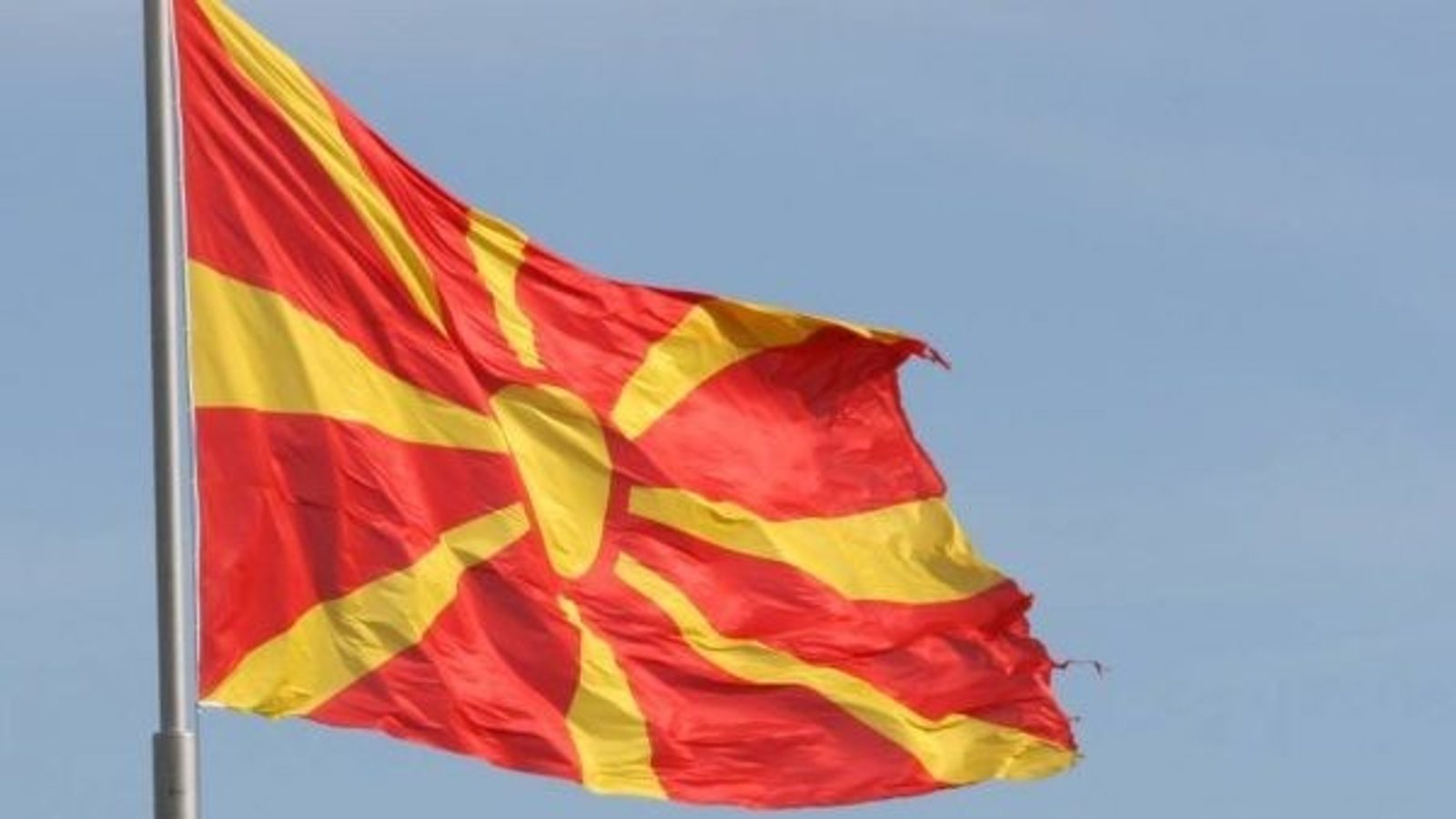 Тридецет и пет години дипломатска борба: Патот на Македонија низ меѓународните организации