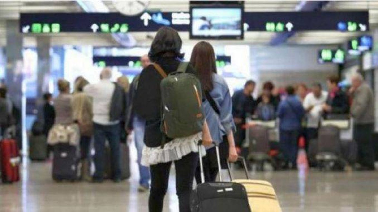 Украдени податоци од 8,7 милиони корисници во сајбер напади врз три аеродроми во Велика Британија