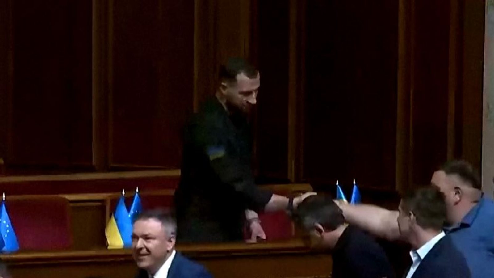 Украина го именува Евгениј Хмара за в.о. министер за одбрана и вети дека Русија ќе ја принудиме на мир