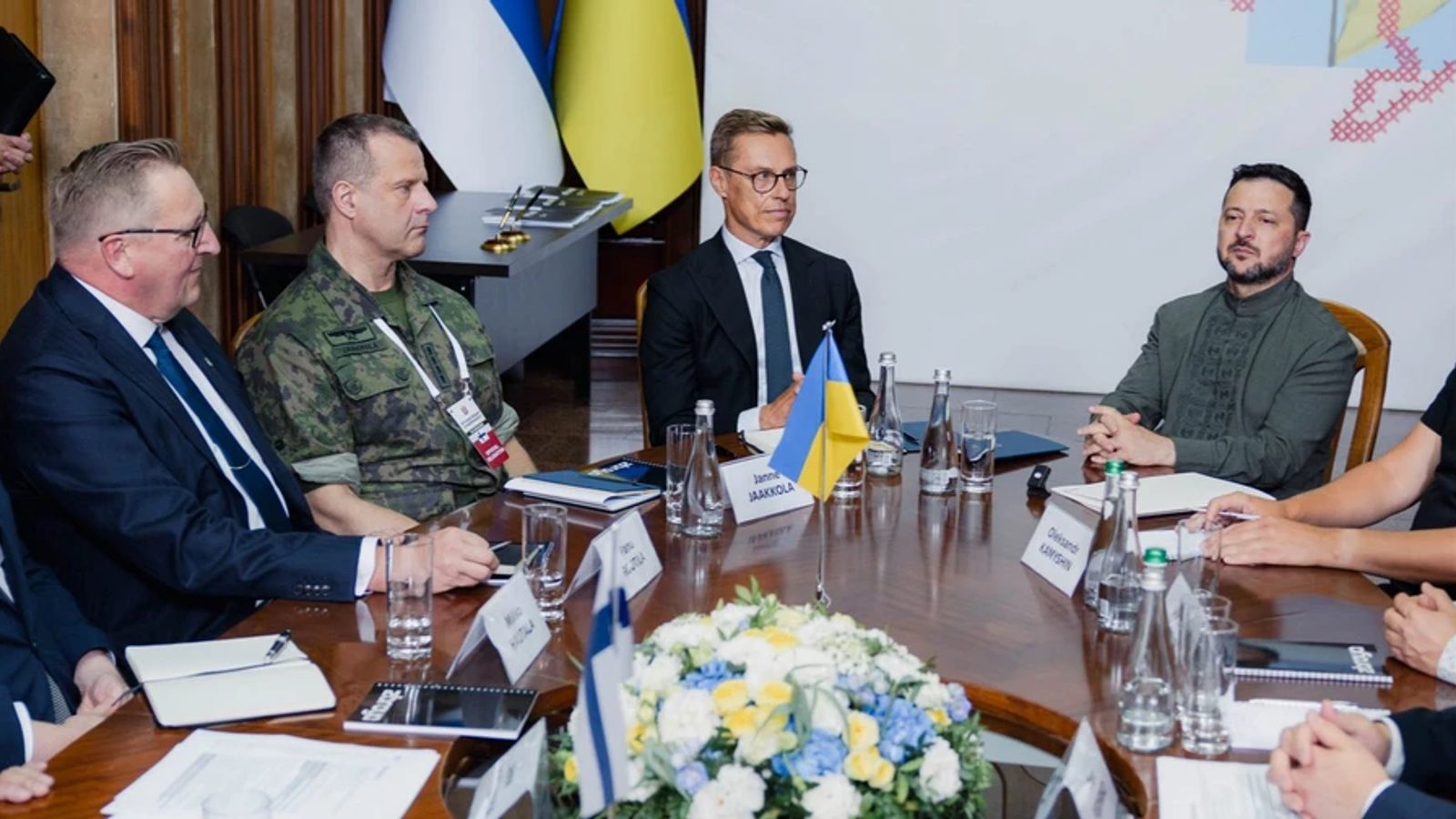 Украина и Финска потпишаа договор за производство на дронови