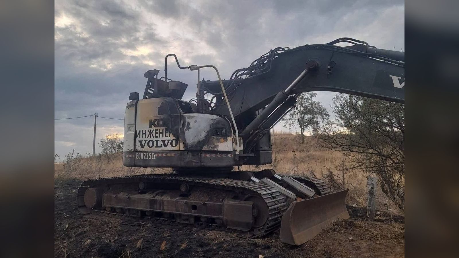 Arachinovo machines vandalized and burned; mayor Daut Beqiri vows stadium will be built