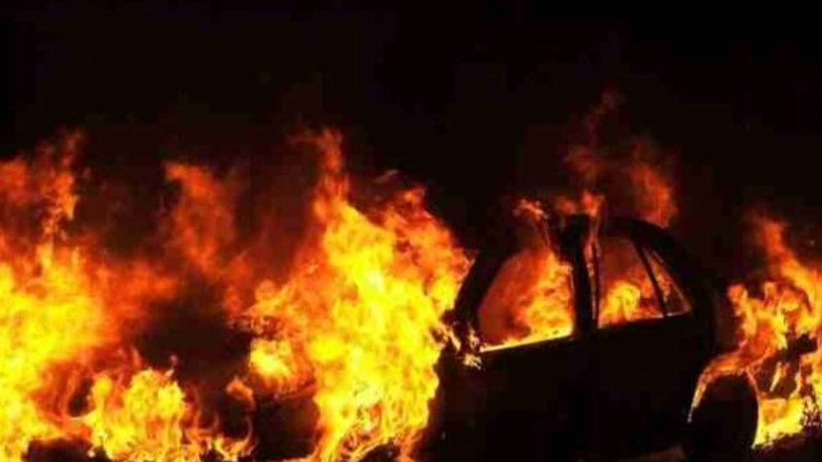 Во Карпош изгореа два автомобили во раните утрински часови на 19 октомври