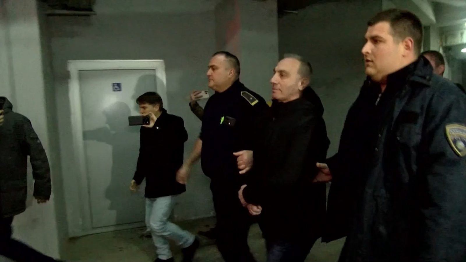 ВРЕДИ и ДУИ во судир поради случајот на Артан Груби