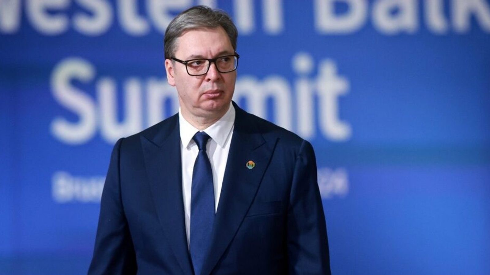 Вучиќ се закани дека ќе го промени текот на Ибар — Приштина реагира