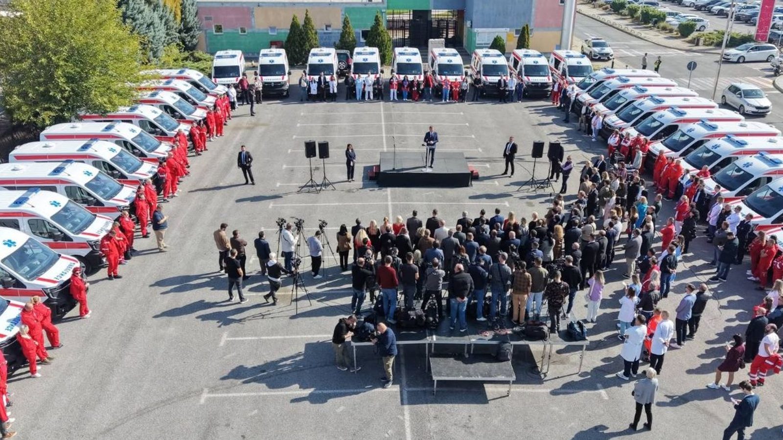 Здравството доби 100 нови амбулантни возила, Клековски: најмногу фалат возачи