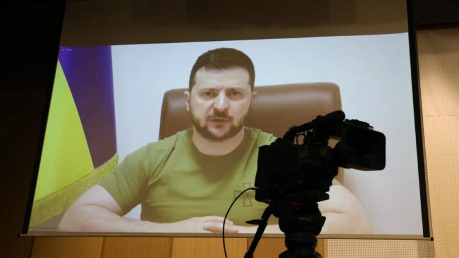 Зеленски: Украина подготвена за сите формати на разговори со САД за постигнување мир